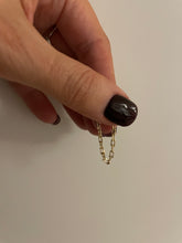 Load image into Gallery viewer, Larger Chain Gold Ring
