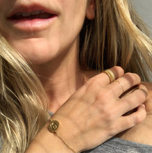 Load image into Gallery viewer, Solid Gold Chain Ring