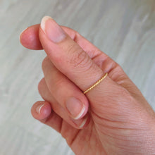 Load image into Gallery viewer, Twisted Thread Ring