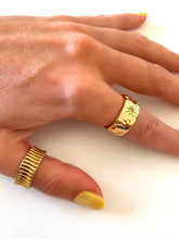 Load image into Gallery viewer, Sparks Fly Ring Large