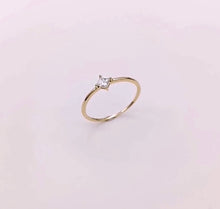 Load image into Gallery viewer, Dainty Square Ring