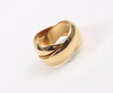 Load image into Gallery viewer, Crossing Paths Ring