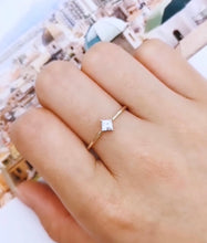 Load image into Gallery viewer, Dainty Square Ring