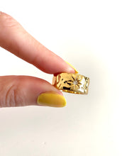 Load image into Gallery viewer, Sparks Fly Ring Large