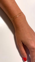 Load image into Gallery viewer, You Make Me Shimmer Box Chain Bracelet (Solid Gold)