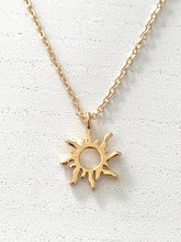 Load image into Gallery viewer, Sunburst Necklace
