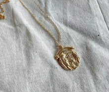 Load image into Gallery viewer, Memories Pendant Necklace
