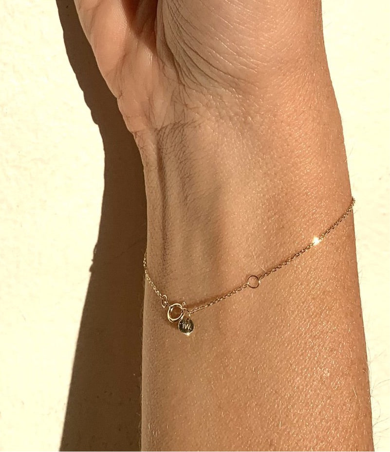 Minimalist Bracelet Solid Gold